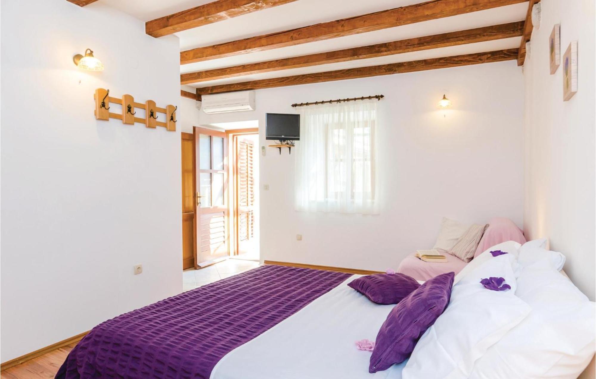 Cozy Home In Slano With Wifi Экстерьер фото