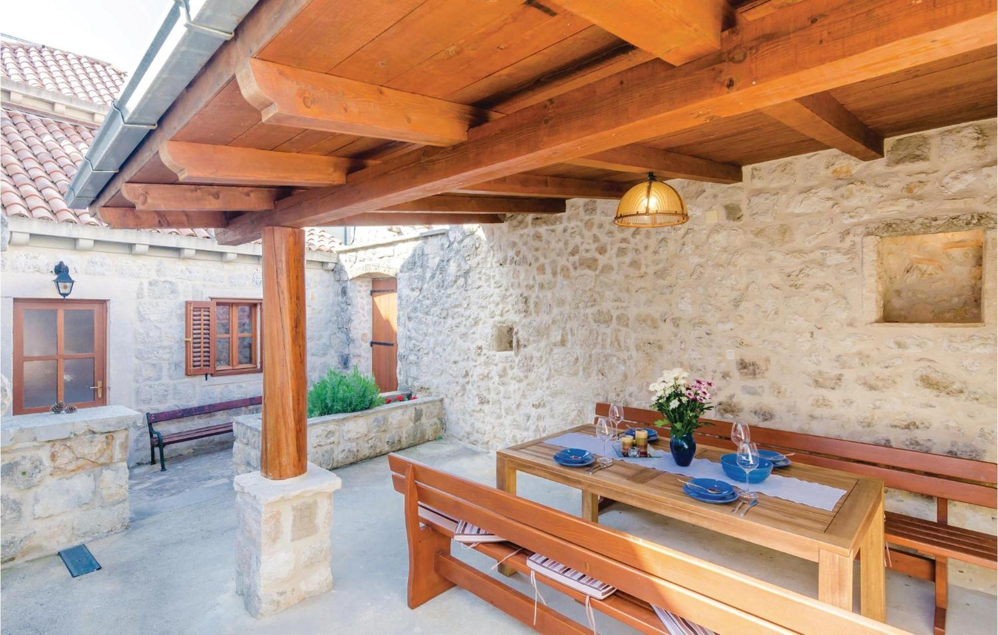 Cozy Home In Slano With Wifi Экстерьер фото