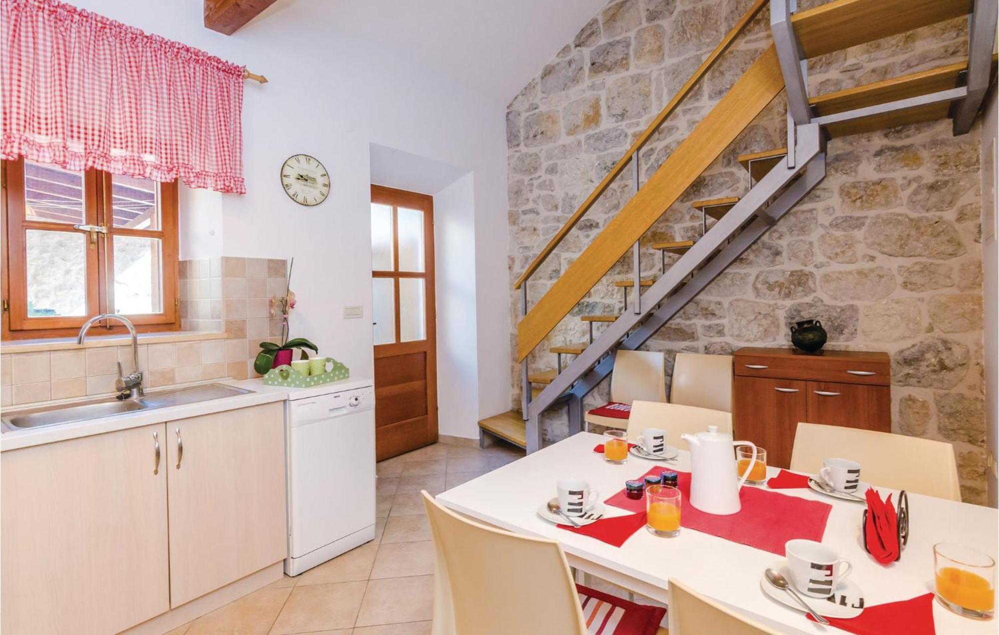 Cozy Home In Slano With Wifi Экстерьер фото